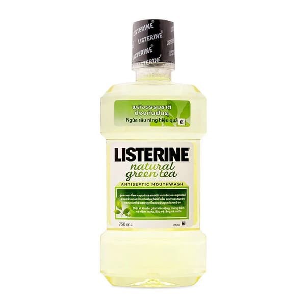 Nước súc miệng ngừa sâu răng vị Trà xanh Listerine Natural Green Tea chai 750ml